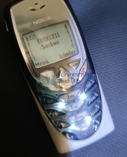 Nokia 8310